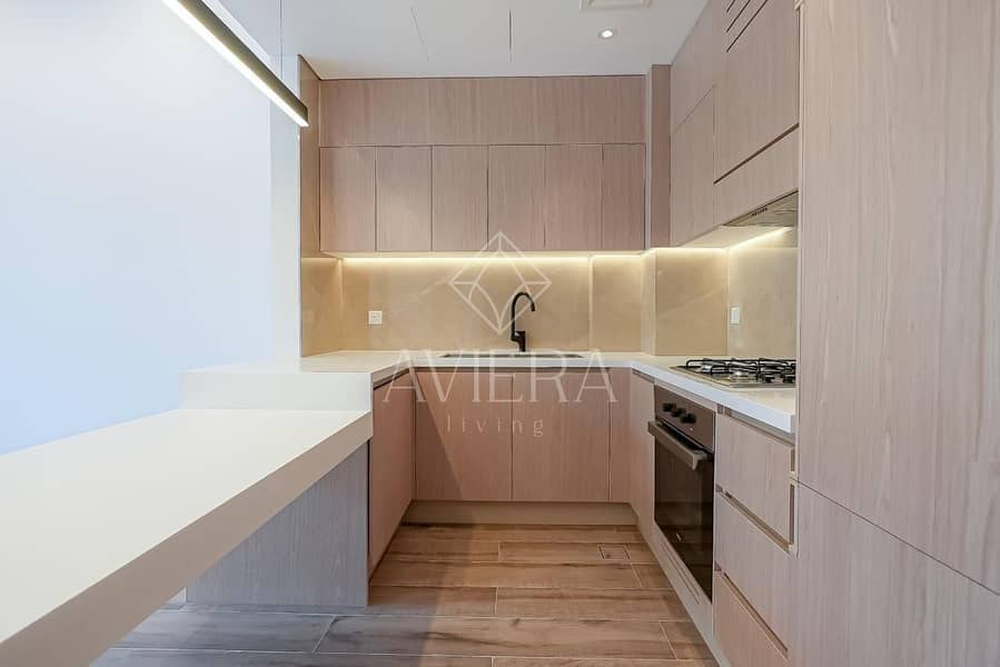 Best Deal I Pool View | Largest Layout