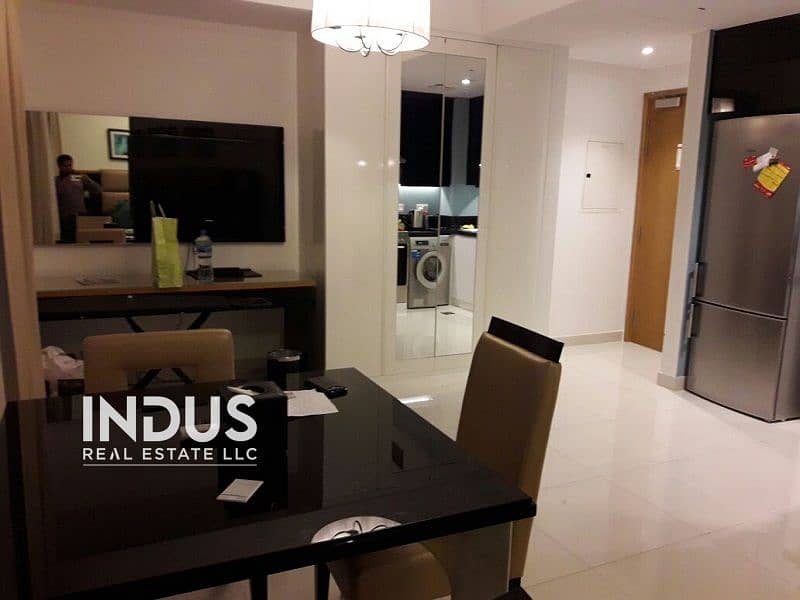 Ready to Move | Racetrack View | High Floor - Image 7