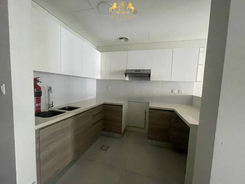 Spacious Layout | Prime Location | Iconic Views