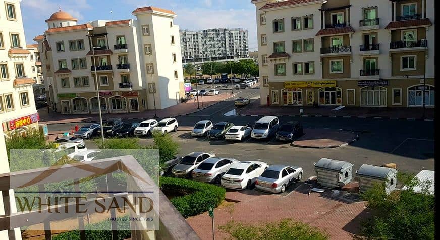 GREECE CLUSTER I READ TO MOVE I NEAR TO BUS STOP - Image 6