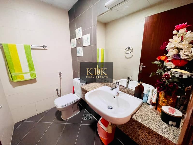 3BR+Maid | Bright and High Floor | Community View - Image 21