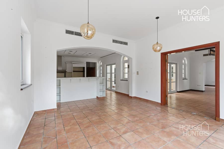 Exquisite Valencia Style | Private Pool | Vacant