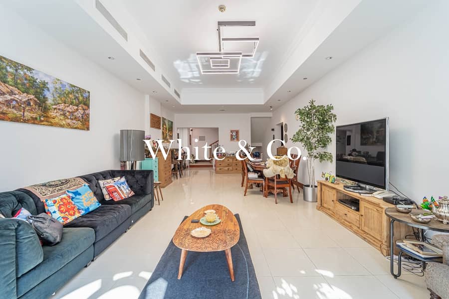 Private Entrance | Triplex | Private Parking