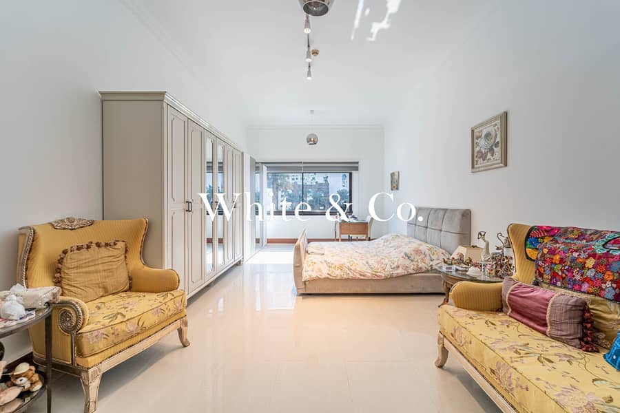 Private Entrance | Triplex | Private Parking - Image 7