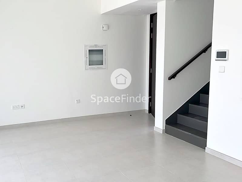 Spacious 3 Bed Villa | Ready to Move | Great Investment