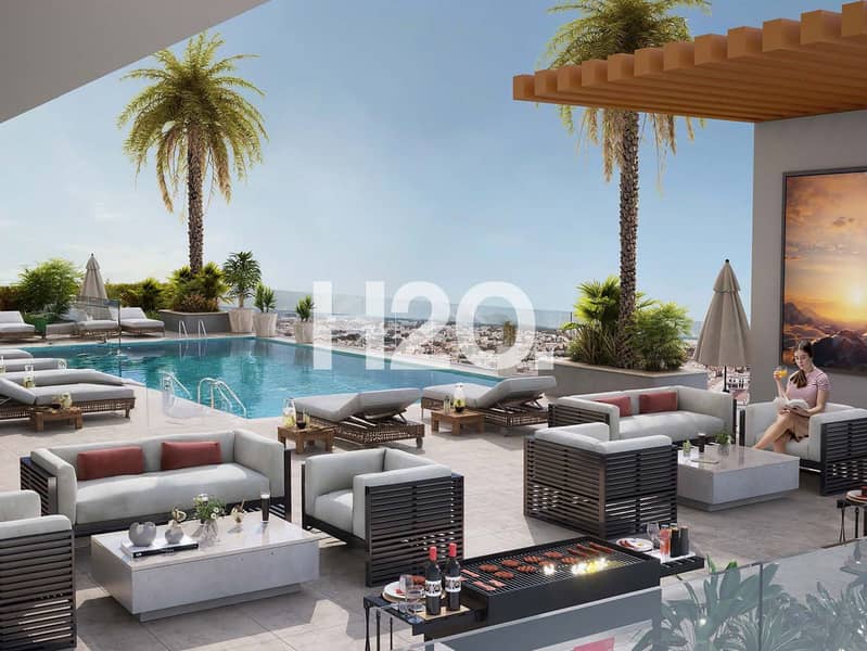 Well-Laid-Out 1 Bedroom + Study | Modern Living