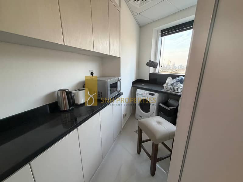 DIRECT POOL VIEW | FULLY FURNISHED | READY TO MOVE - Image 6