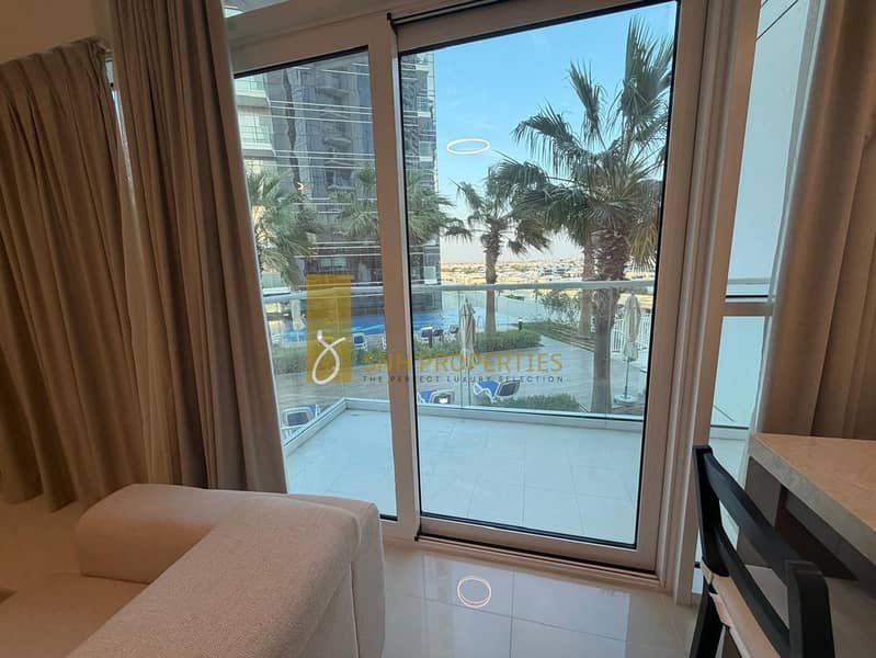 DIRECT POOL VIEW | FULLY FURNISHED | READY TO MOVE - Image 8