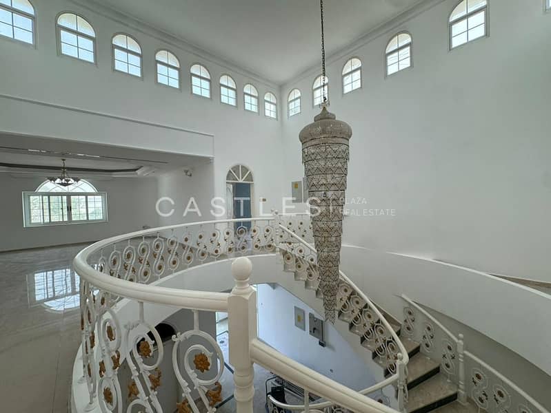 Redy To Move In | Spacious Villa In Jumeirah 1
