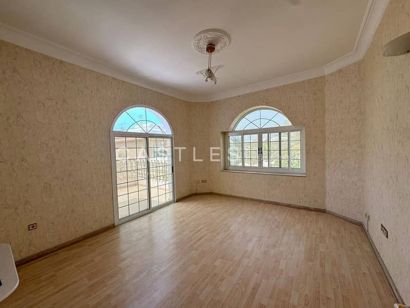 Redy To Move In | Spacious Villa In Jumeirah 1