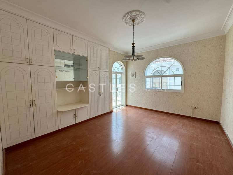 Redy To Move In | Spacious Villa In Jumeirah 1 - Image 6