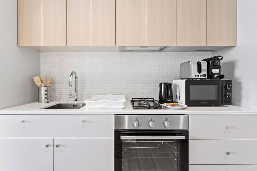 Hot Deal | Ellington | Balcony | Bills Included