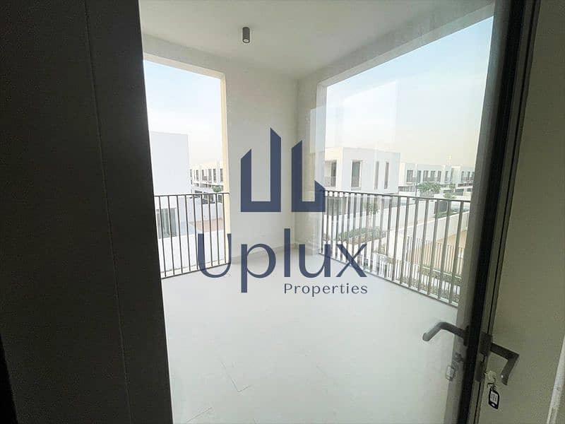 Unfurnished | Brand New | Corner Unit