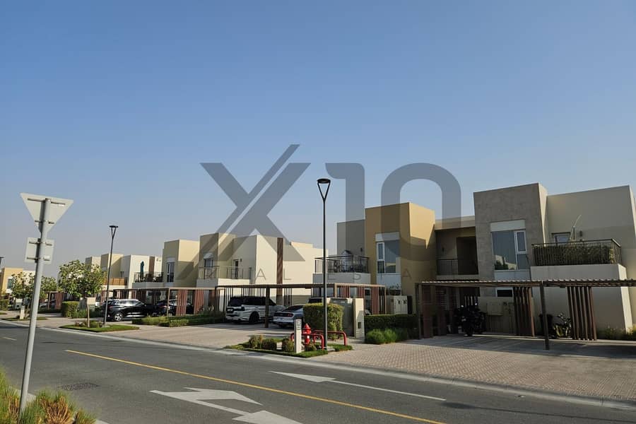 Single Row | Park-Facing | Flexible 12 Cheques