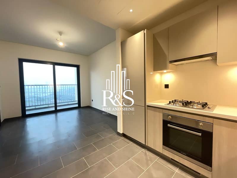 Huge Layout / RAK View / Vacant - Image 9