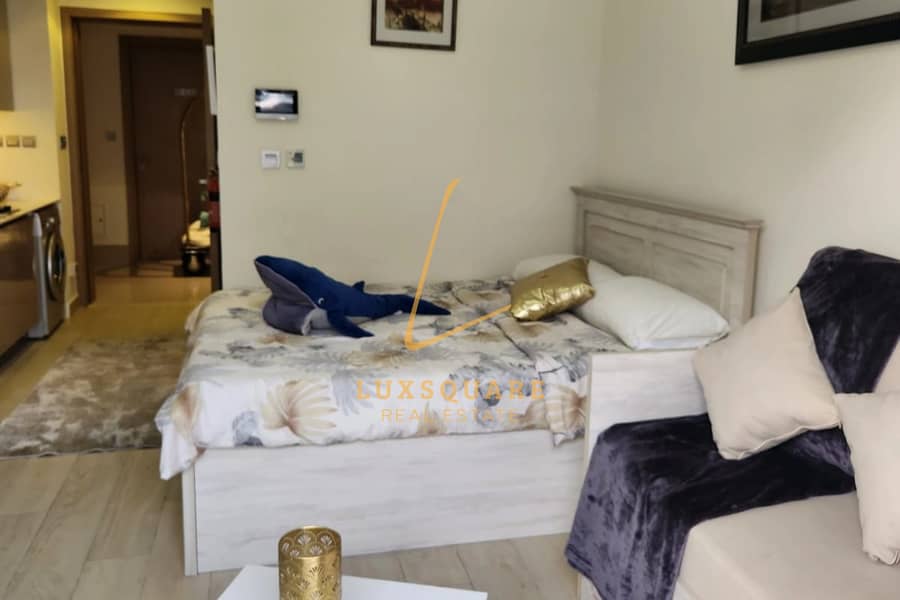 Fully Furnished | Ready To Move | Chiller Free