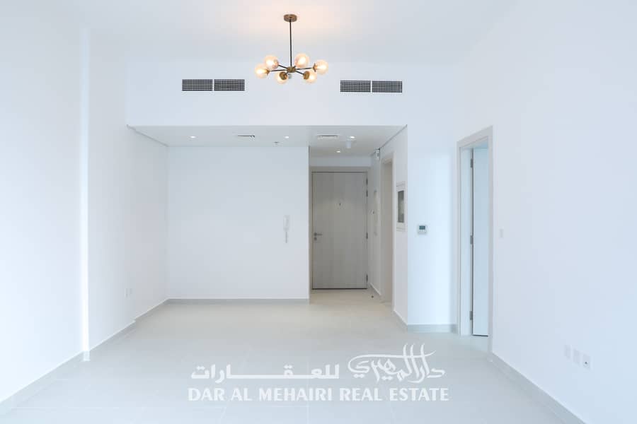 SPACIOUS 2 B/R FLAT IN AL JADDAF WITH FULL FACILITY GYM/POOL/GARDEN - Image 16