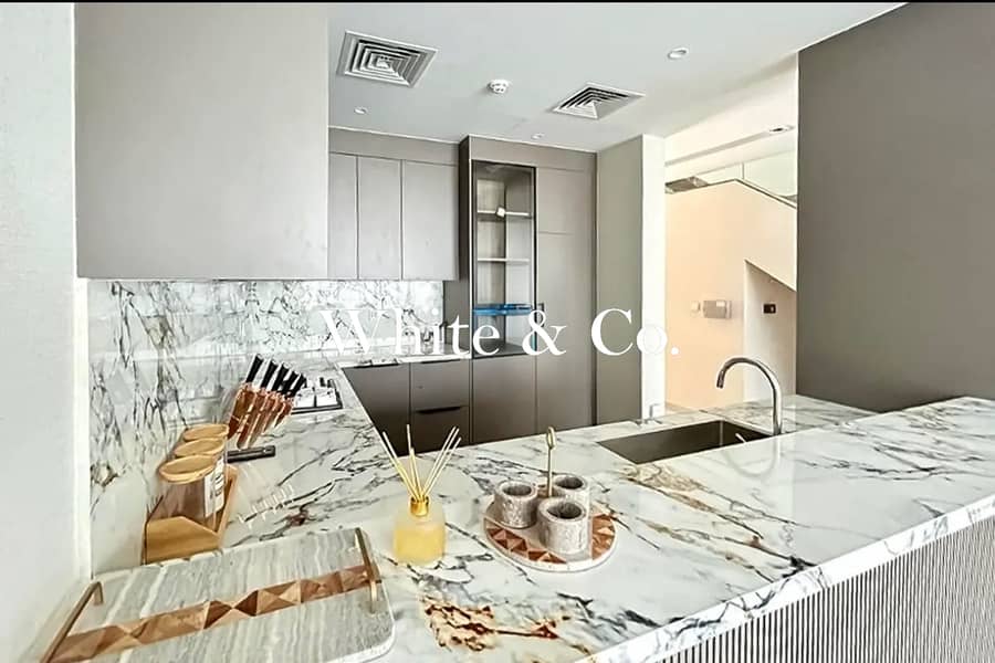 Modern | Fully Furnished | Vacant Now.