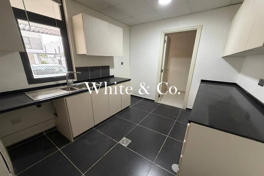 R2MB | Best Layout in 3 Bed | Big Balcony