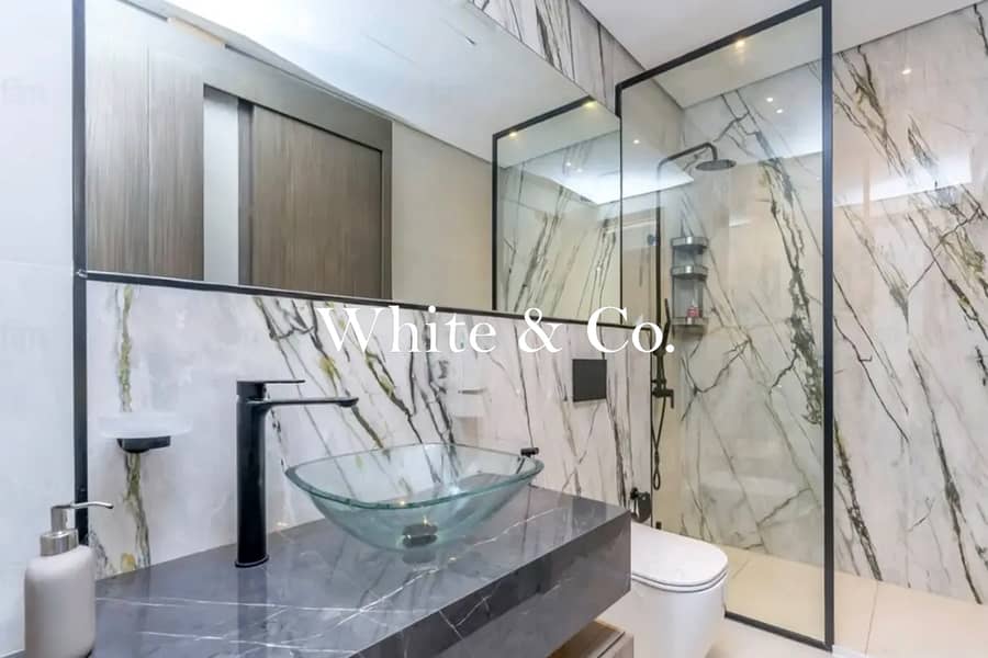 Modern | Fully Furnished | Vacant Now. - Image 17