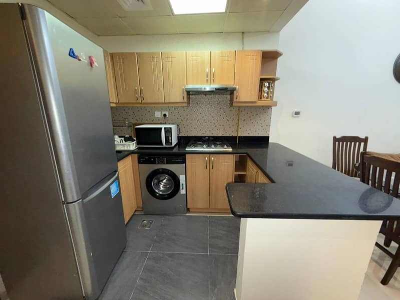 Furnished Unit with DEWA & Chiller Connected, Pay Monthly Bills - Image 20