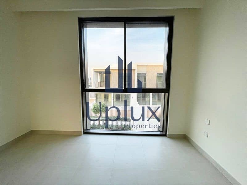 Unfurnished | Brand New | Corner Unit