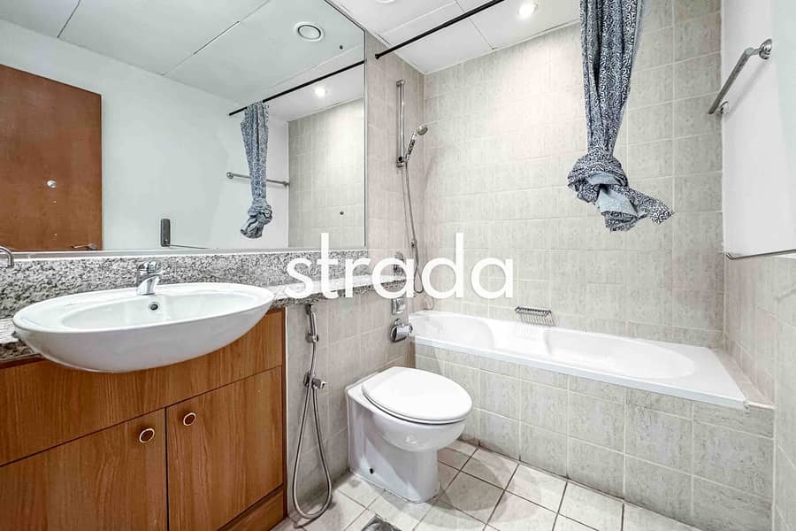 2 Bed + Study | Pool View | Vacant - Image 24