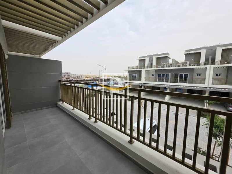 Luxury Living | Roof Access | Excellent Location - Image 12