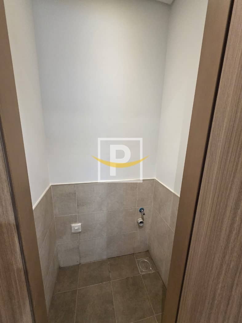 Luxury Living | Roof Access | Excellent Location - Image 17