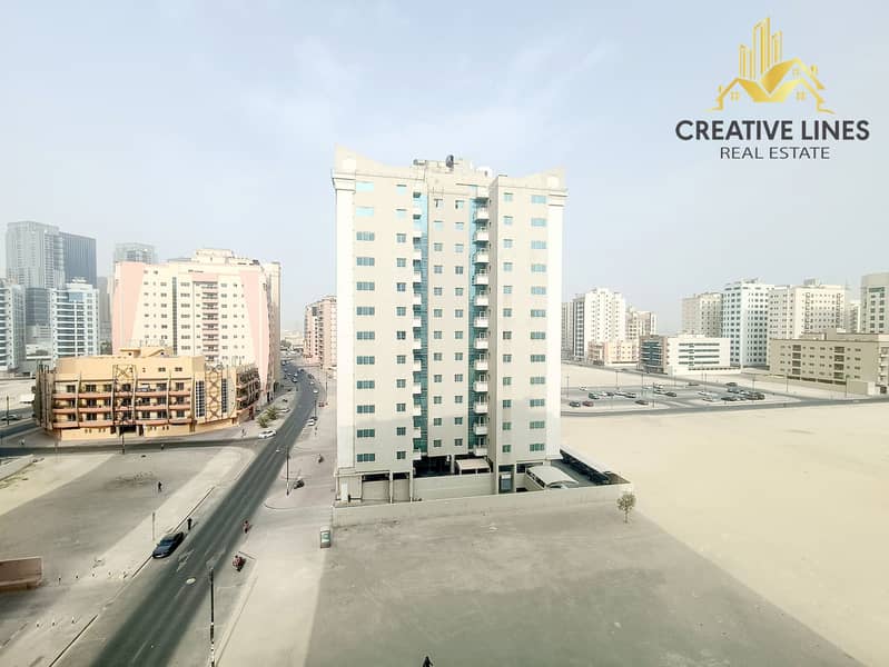 Spacious 3BHK Apartment | In Front of RTA Bus Stop | Near Pond Park