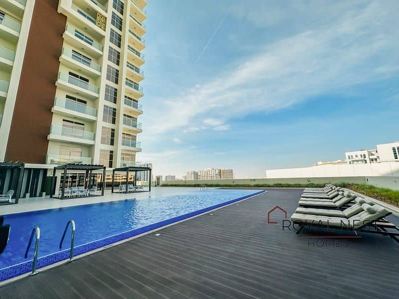 Vacant | Pool View | Accessible Location - Image 9