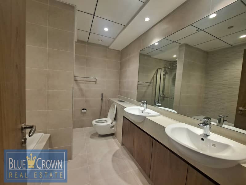 BEAUTIFUL LAWN VIEW!!LAVISH 3BHK WITH MAIDS ROOM - Image 12