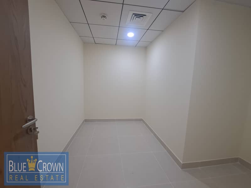 BEAUTIFUL LAWN VIEW!!LAVISH 3BHK WITH MAIDS ROOM - Image 19