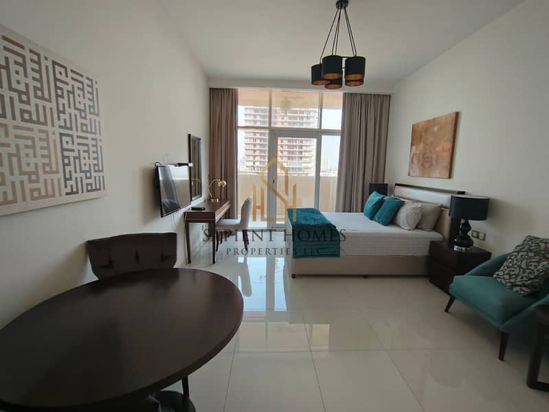Fully Furnished - High Floor - Park View