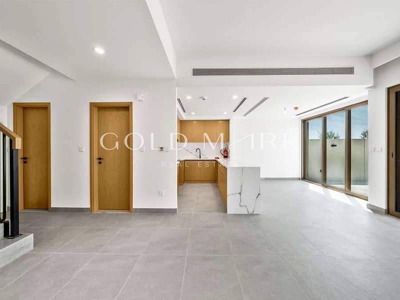 Brand-new | Near the pool | Premium location - Image 7