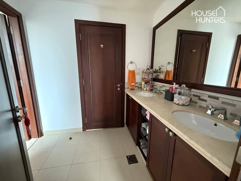 Rare Unit | Landscaped with Pool | Vacant in Feb - Image 19