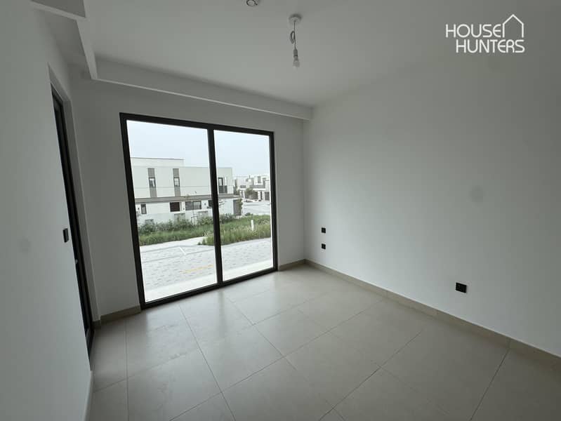 Open Kitchen | Fully Integrated Appliances | New - Image 20