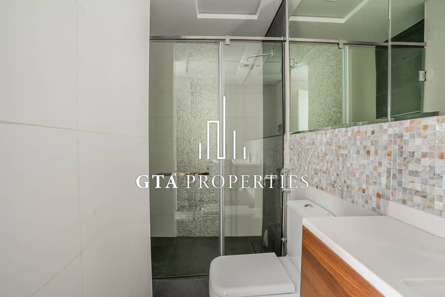 LARGE TERRACE| HIGHER FLOOR | AVAILABLE NOW - Image 13