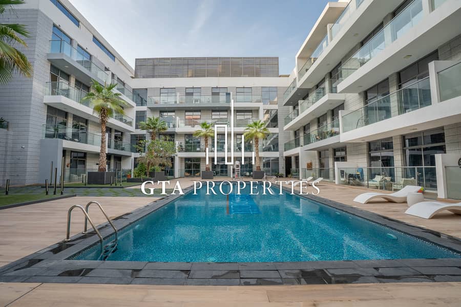 LARGE TERRACE| HIGHER FLOOR | AVAILABLE NOW - Image 27