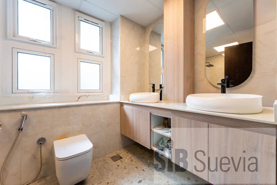 Well Maintained | Semi Detach | Single Row - Image 13