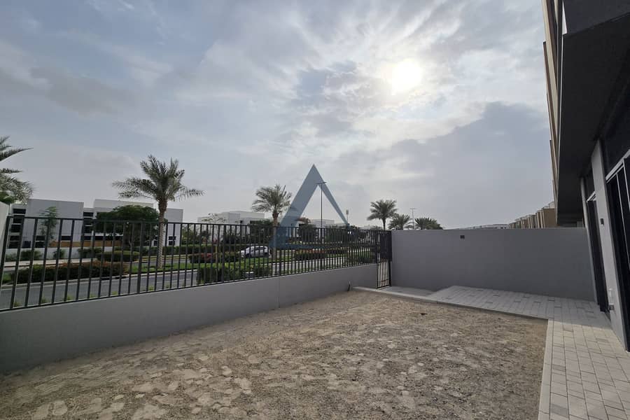 Brand New | Prime Location | Vacant - Image 18