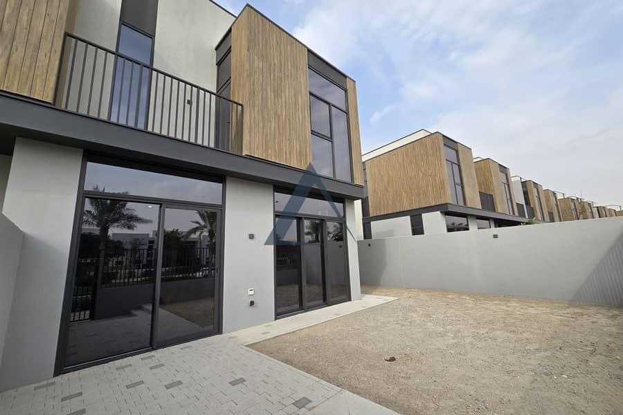 Brand New | Prime Location | Vacant - Image 20