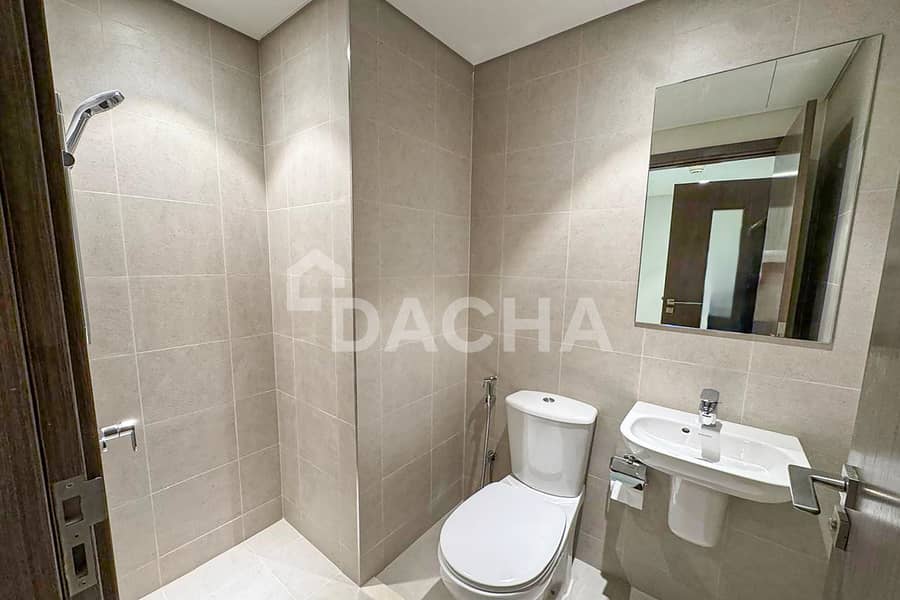 Full Marina View | Vacant | Brand New - Image 8