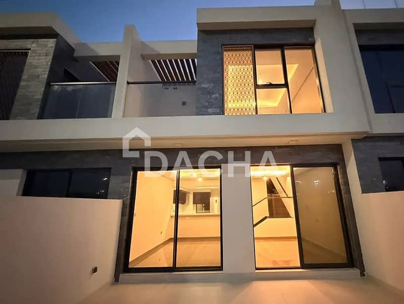 Full Golf View | Single Row | Semi Furnished