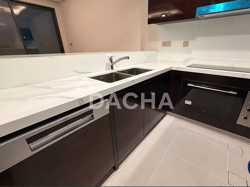 Full Golf View | Single Row | Semi Furnished - Image 12