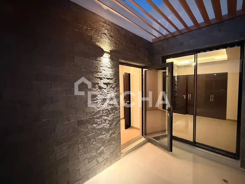 Full Golf View | Single Row | Semi Furnished - Image 15