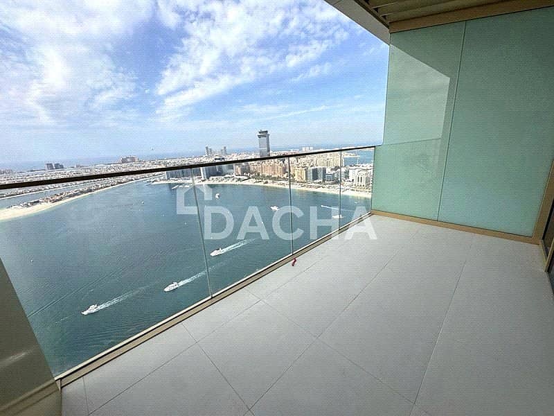 Curved Balcony | PALM VIEW | Private Beach