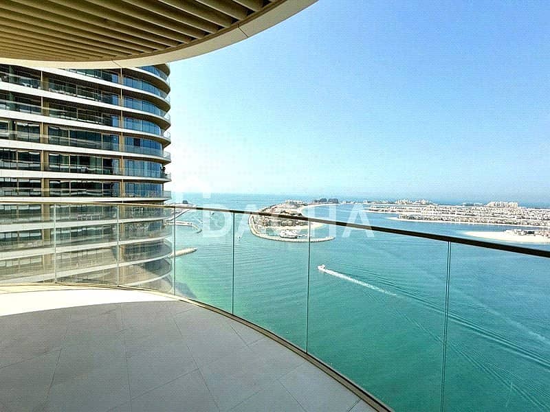 Curved Balcony | PALM VIEW | Private Beach - Image 8