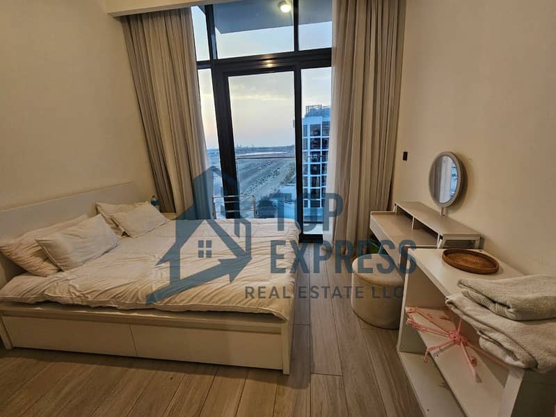 Fully Furnished Studio[Ready to Move