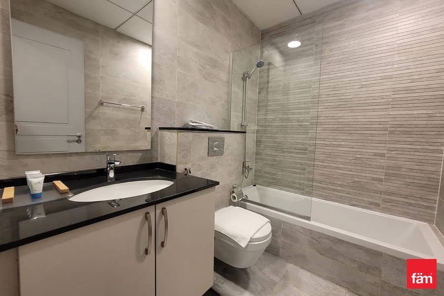 Open Park View I Closed Kitchen I Ready To Move - Image 12